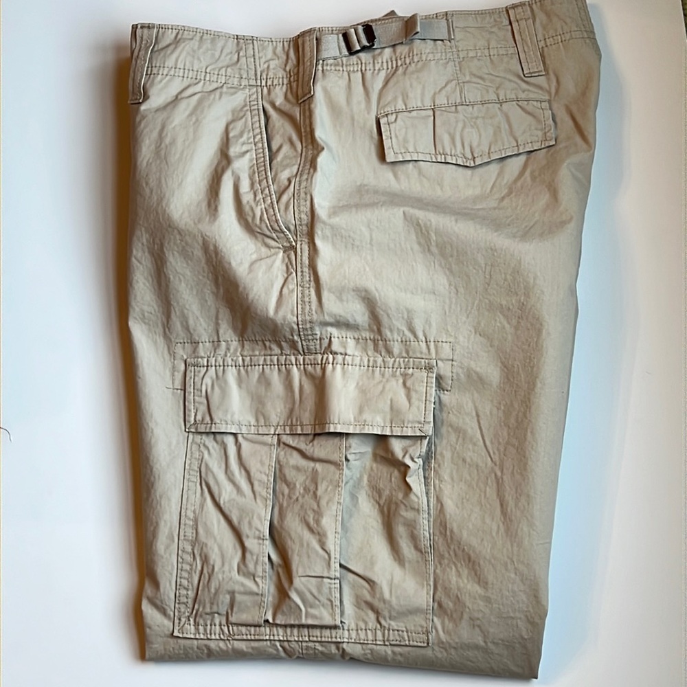Nautica lightweight cargo pants 36 x 30 💯 pct cotton